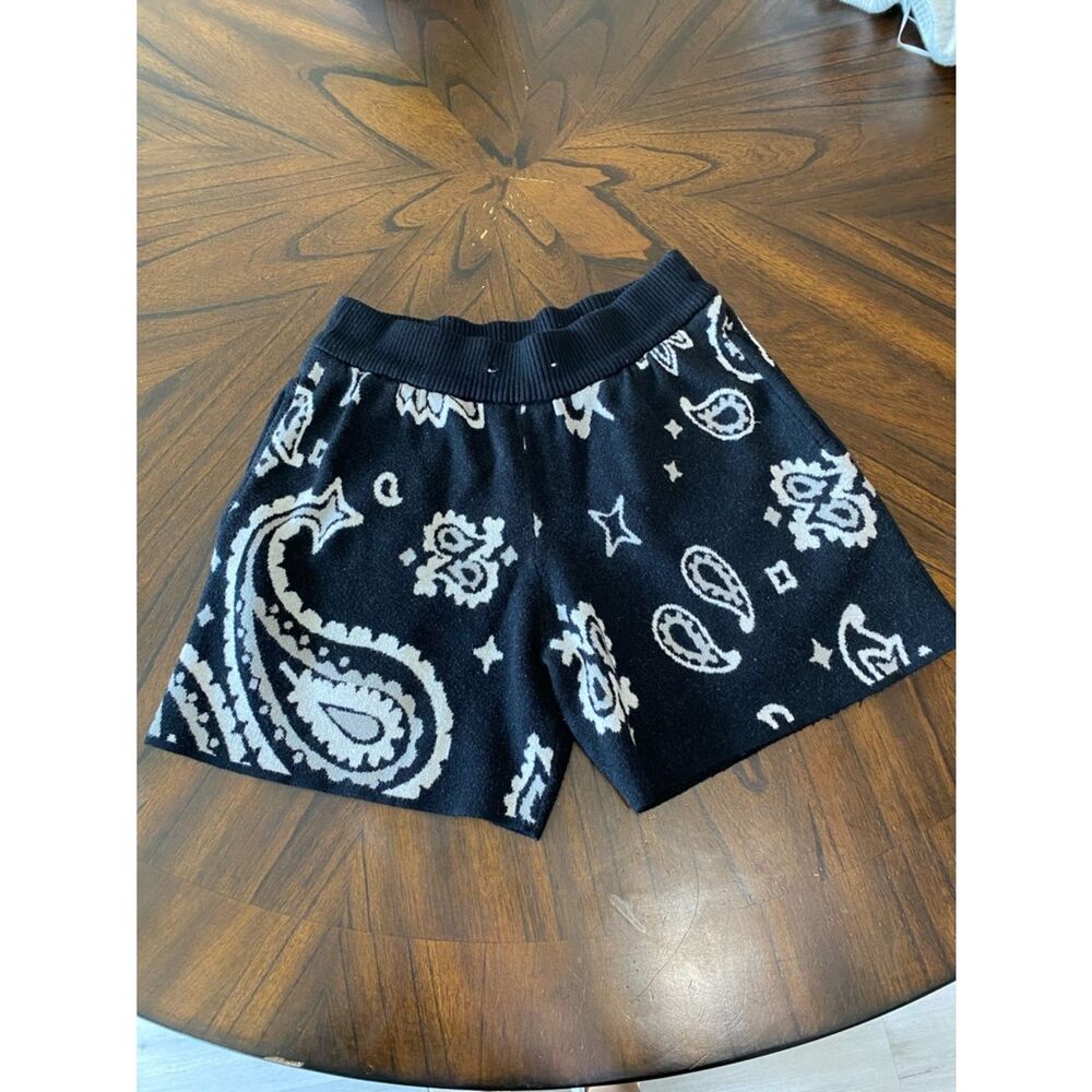 MNML Black Paisley Knit men’s Shorts